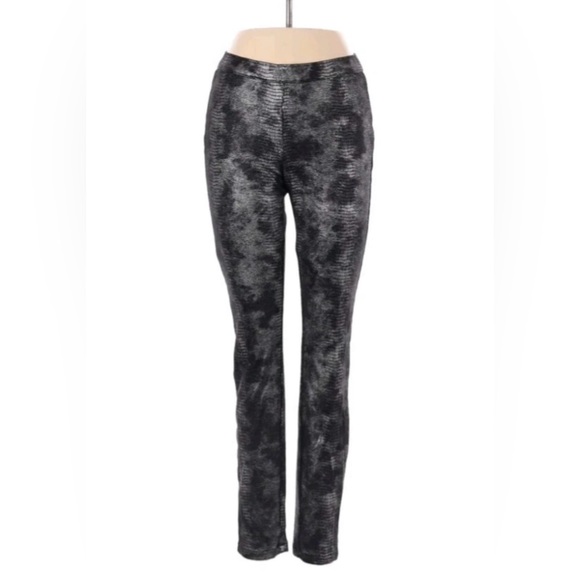 Jennifer Lopez Black and Sliver Snakeskin Pattern MidRise Knit Leggings Jegging - Picture 1 of 13